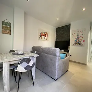 Playa La Barrosa, Alojamientoslola Apartamento